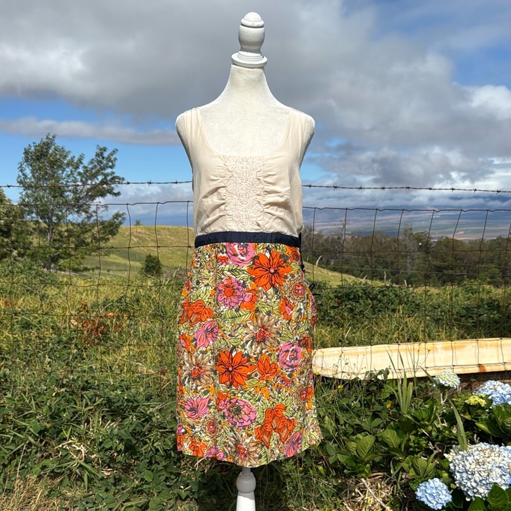 Anthropologie We love Vera Retro Silk blend Floral Sleeveless Twee 8